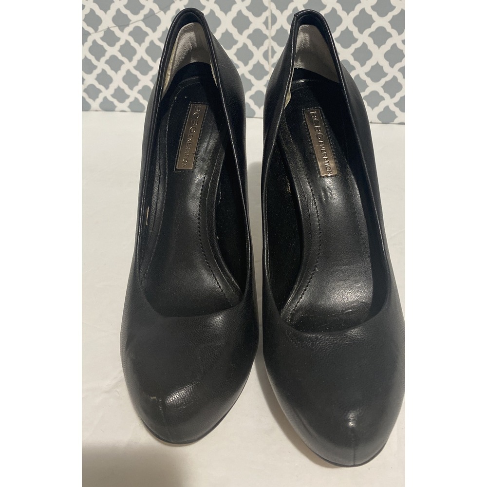 BCBGeneration Round‎ Toe Classic Black High Heel Shoes 5 1/2